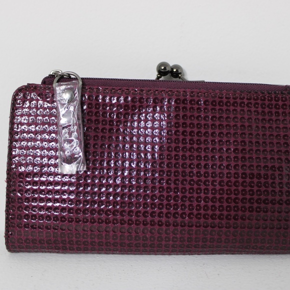 Dark Pink Clutch - Picture 2 of 3